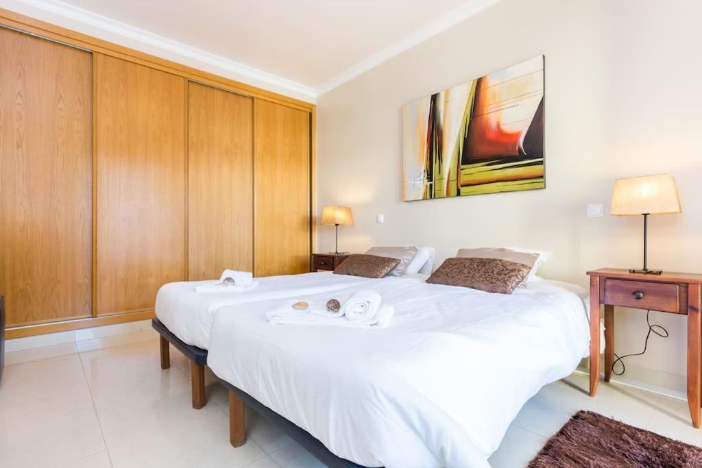 Sea Breeze Lagos Apartment ภายนอก รูปภาพ