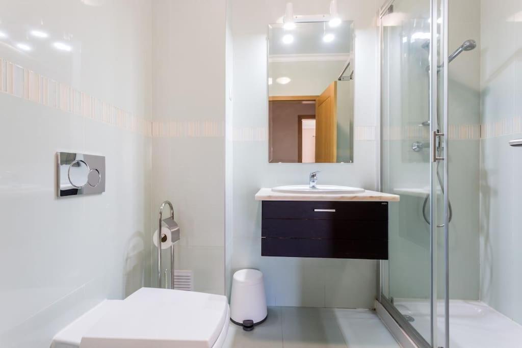 Sea Breeze Lagos Apartment ภายนอก รูปภาพ